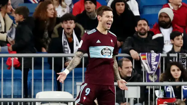 СМИ: Смолов не сможет возобновить тренировки с «Сельтой» из-за карантина