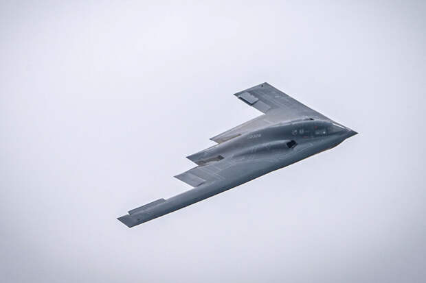 Летчик Попов: сообщения о неких деталях на самолетах США призваны запугать Иран