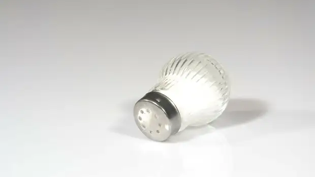 Эксперт дал рекомендации по потреблению соли