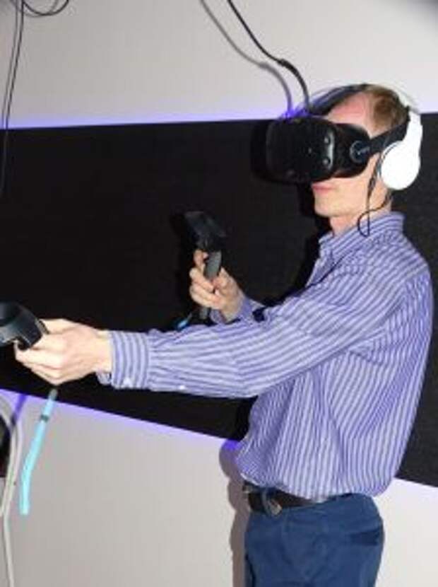 В Невьянске открылся клуб виртуальной реальности «VR club»