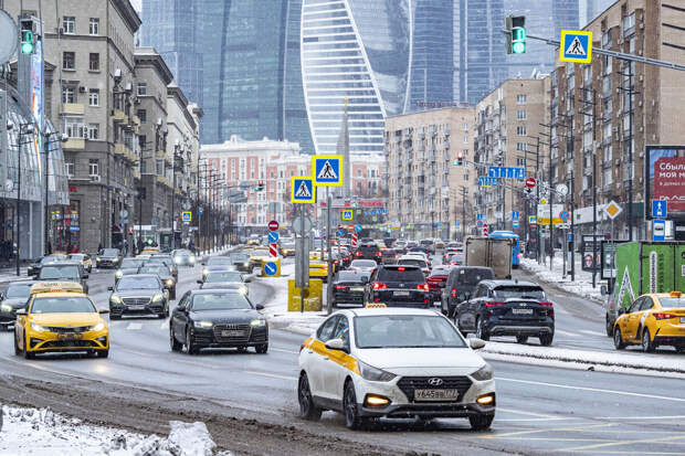 Синоптик Позднякова: аномальное тепло в Москве продлится до Старого Нового года