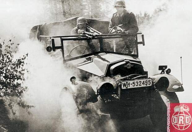 Трофейный Morris-Commercial CS8 на службе вермахта. Восточный фронт, ориентировoчно лето 1941 года.