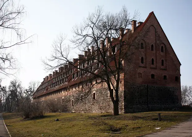 Средневековый замок с непростой судьбой. /Фото: wikipedia.org