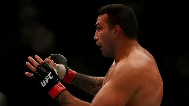 Вердум оказался тяжелее Олейника перед UFC 249