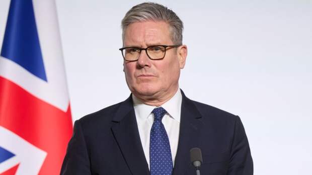 Стармер извинился за назначение послом связанного с Эпштейном политика