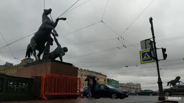 Свободному петербургу. Фото Московского проспекта в Санкт-Петербурге из машины. Покажи Питер.