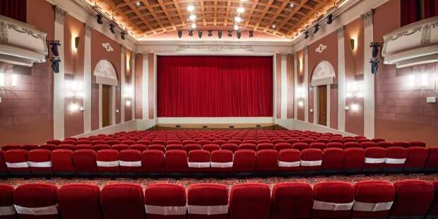 Московские театры поддерживают идею QR-кодов в учреждениях культуры. Фото: М. Денисов mos.ru