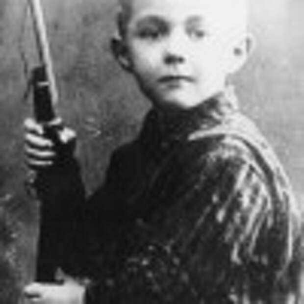 Дети солженицына. Солженицын в молодости.