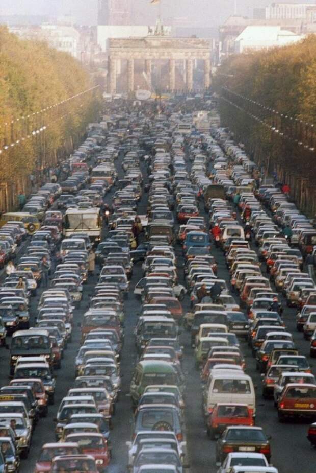 Берлин, Германия, 1989 год затор, пробка, траффик