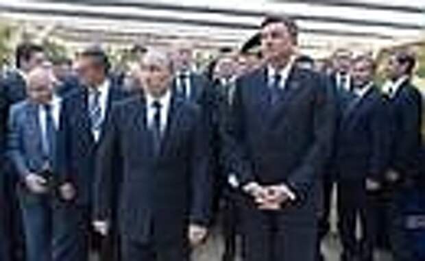 С Президентом Словении Борутом Пахором перед началом мемориальной церемонии по случаю 100‑летия возведения у перевала Вршич русской часовни.