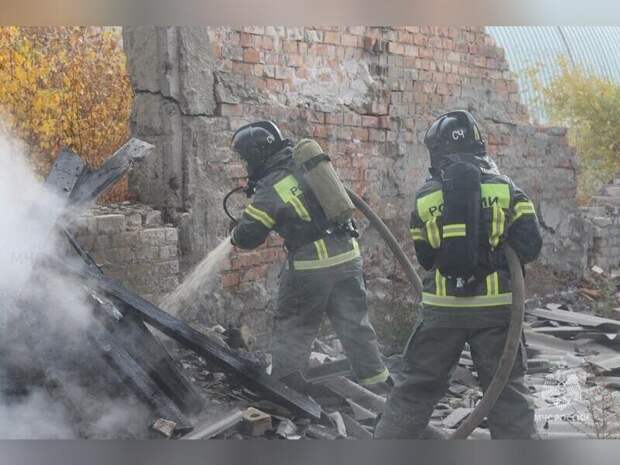 Жилой дом загорелся в Верхнем Цасучее