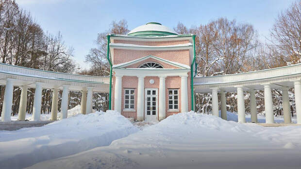 Собянин рассказал о ходе восстановления усадьбы Кузьминки