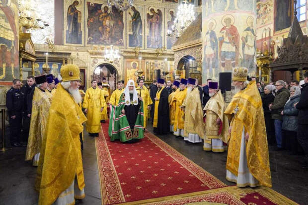 Патриарх Кирилл рассказал, о чем нельзя молиться