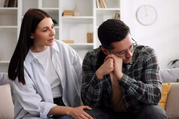 В семье денег нет, а муж наследство получил и зажал: «Это моё, проедать эти деньги не дам!»