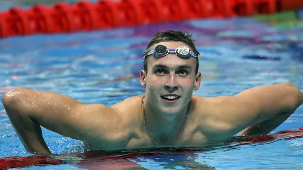 «На море плаваю по-собачьи»: Чупков о жизни вне бассейна, знакомствах с девушками в соцсетях и футбольном ЦСКА