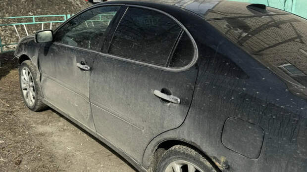 Барнаулец выплатил компенсацию вреда только после ареста "престижной иномарки" без бампера