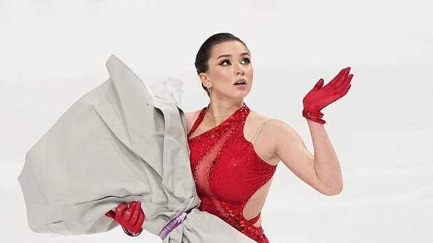 Губерниев поздравил Валиеву с днём рождения: желаю ей жениха хорошего, а не вот это всё