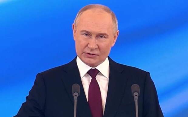 Путин в пятый раз вступил в должность президента РФ