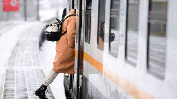 Прокуратура взяла на контроль ситуацию с задержкой поездов в Краснодарском крае