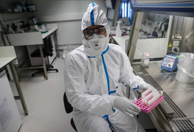 ВОЗ: «Омикрон» может положить конец пандемии в Европе