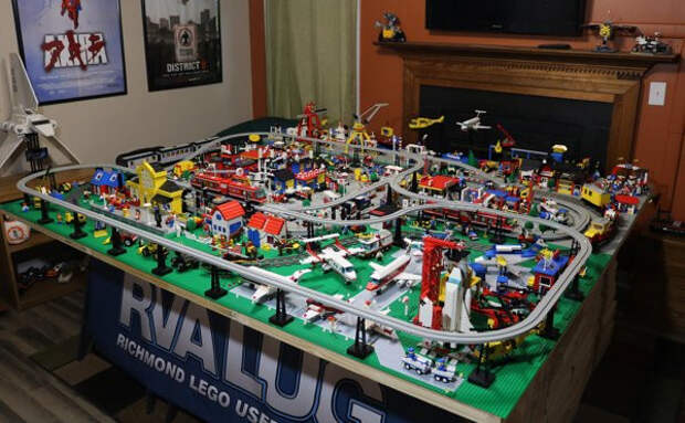 Различные конструкции от любителей LEGO