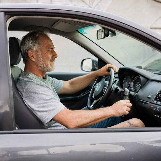 Госдума приняла закон об однократном за сутки штрафе за езду без ОСАГО
