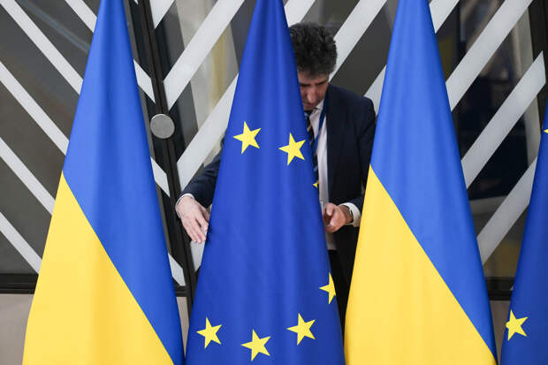 Между ЕС и Украиной нарастает напряженность из-за Киева – FT