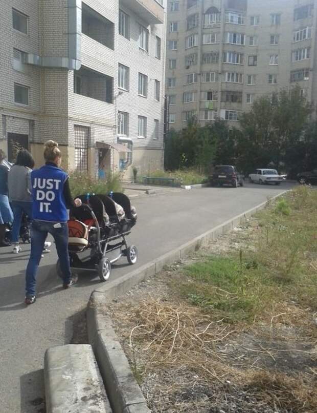 Мама — это вам не папа! С мамой можно ещё круче мама, мама может, многодетные мамы, не яжемать, позвони маме, пример для других, родители, супермамы