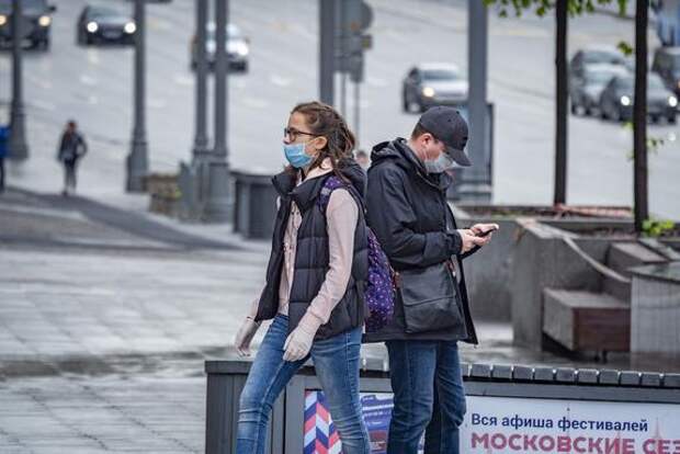 Врач Проценко заявил, что третья волна COVID-19 в России может начаться в марте