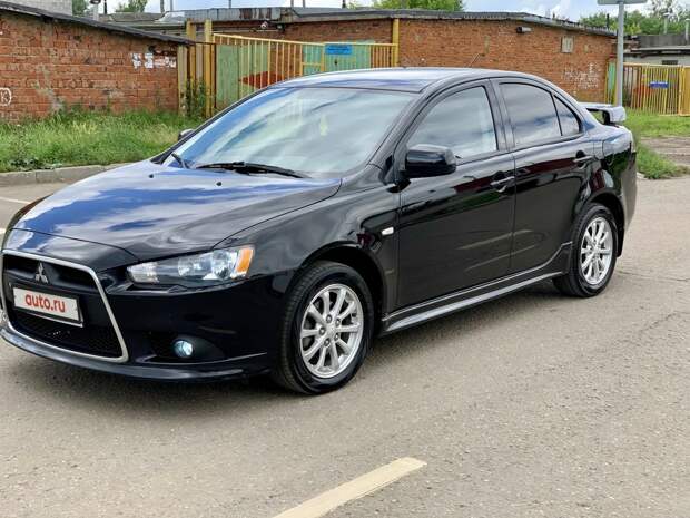 Яркий, городской седан для тебя, дёшево. "Плюсы Lancer X"