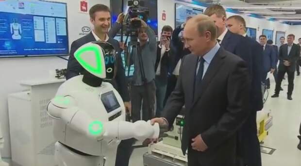 робот и Путин