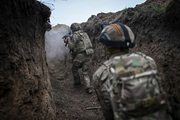 Минобороны РФ: группировка "Север" продолжает создание полосы безопасности