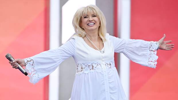 Суд из-за ДТП и громкий скандал: что происходит в жизни Аллегровой