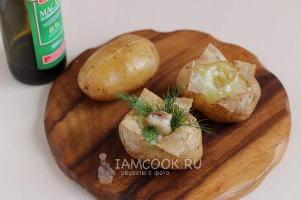 Рецепт картофеля целиком в фольге в духовке