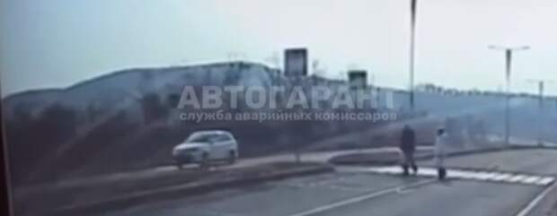 Смертельное ДТП во Владивостоке: Нелегальный Водитель за Рулем Во Владивостоке произошло шокирующее ДТП, в результате которого погибла молодая девушка.-6