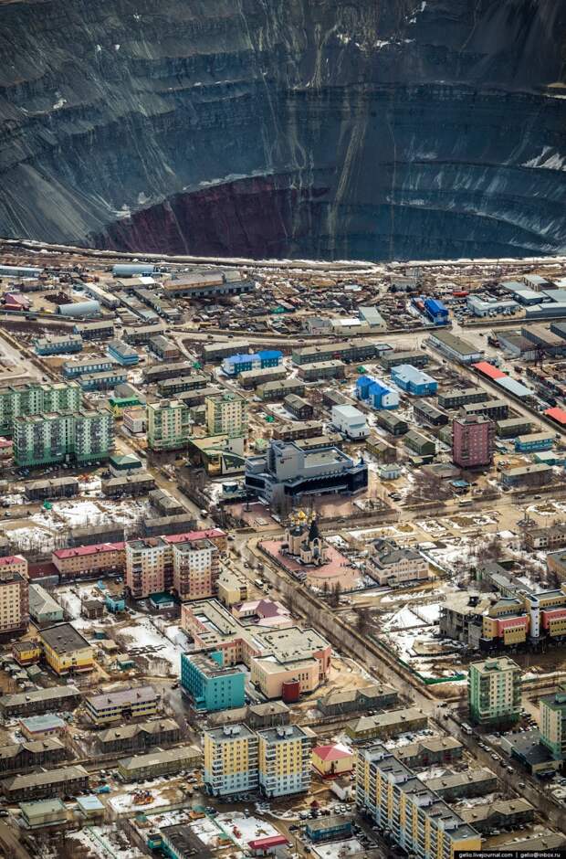 Подробно о добыче и обработке алмазов