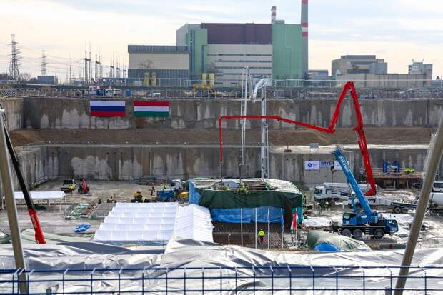 Сийярто назвал АЭС «Пакш-2» флагманом ядерного возрождения Европы