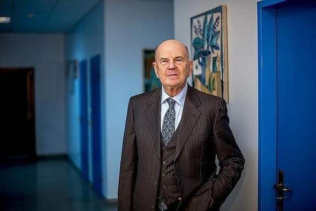 Владимир Порханов: 8 Марта — повод выразить любовь и уважение всем женщинам