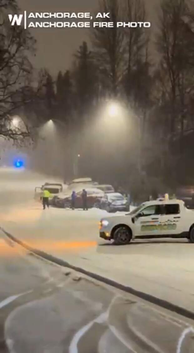 В крупнейшем городе американского штата Аляска Анкоридже установлен новый рекорд по количеству снега за 24 часа