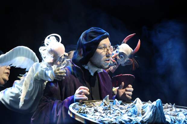 В Нижегородском театре кукол прошла премьера «Доктора Фауста»