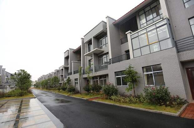 Village Rebuilt To Give Mansions To Residents By Millionaire