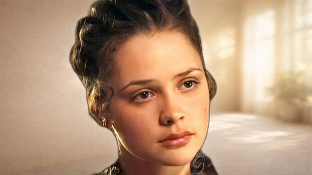 Огонь сжёг дом, а мужчины предавали: как Анастасия Микульчина (41) после череды трагедий обрела тихое счастье