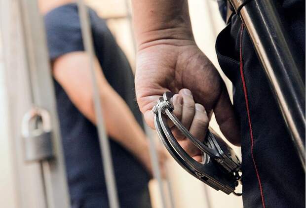 Бывшего начальника управления Росгвардии уличили в махинациях с оружием