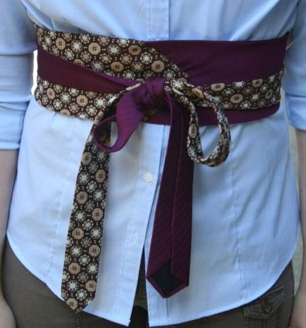 sew two wide men's ties together for an obi belt. From Librarian for Life Style.: 