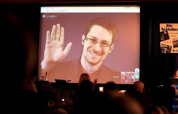 Сноуден: экс-глава ЦРУ и АНБ ругал Россию, но она великолепна
