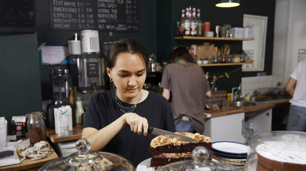 В России в декабре число вакансий для подростков увеличилось втрое