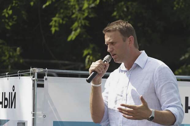 СМИ подозревают в отравлении Навального сотрудников ФСБ