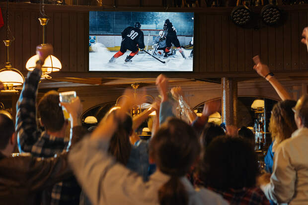 Россиянин поставил на матч КХЛ и выиграл 18,4 миллиона рублей