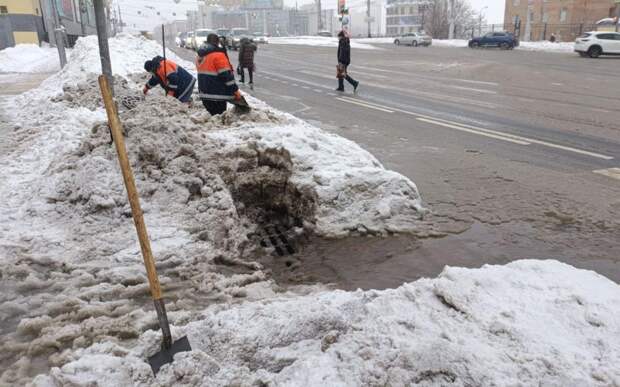 Рязанская мэрия отчиталась об очистке ливнёвок в городе