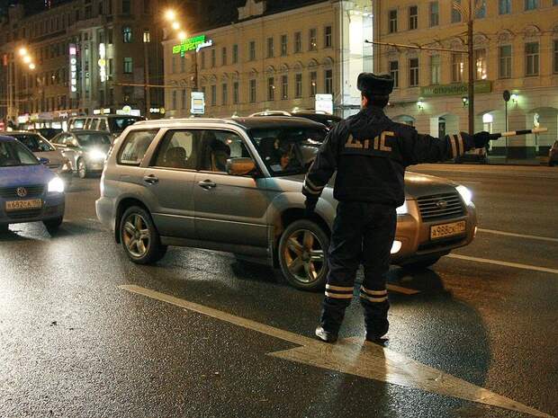 Ночной беспредел ГИБДД: о чем не докладывают генералу Черникову